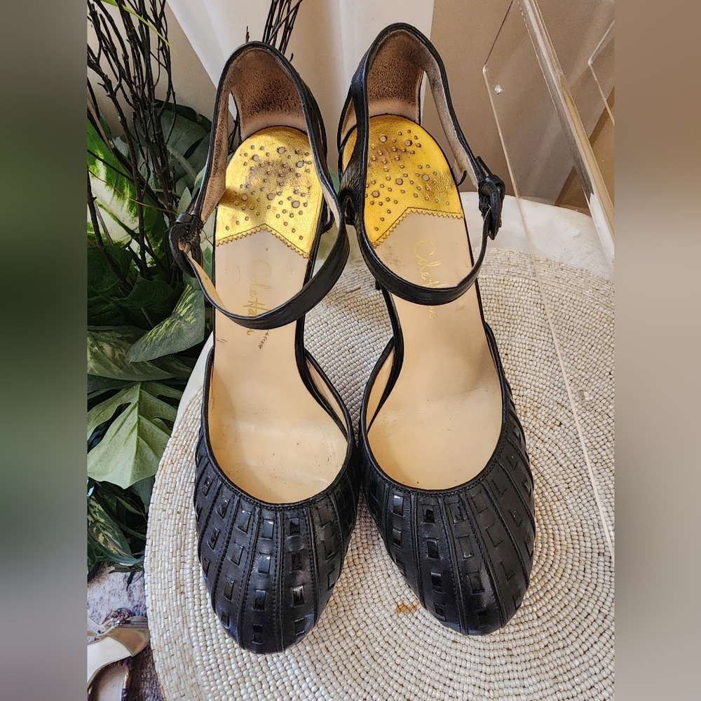 cole haan black  textured leather  heels women size 9B - Picture 5 of 10